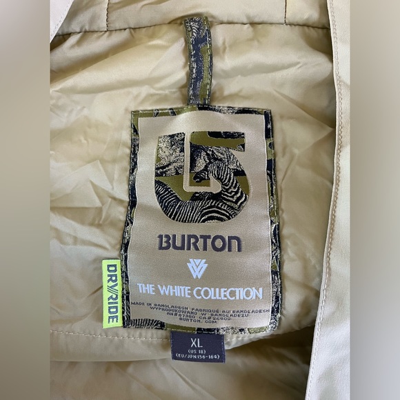 Burton Snowboard Jacket - Picture 3 of 5